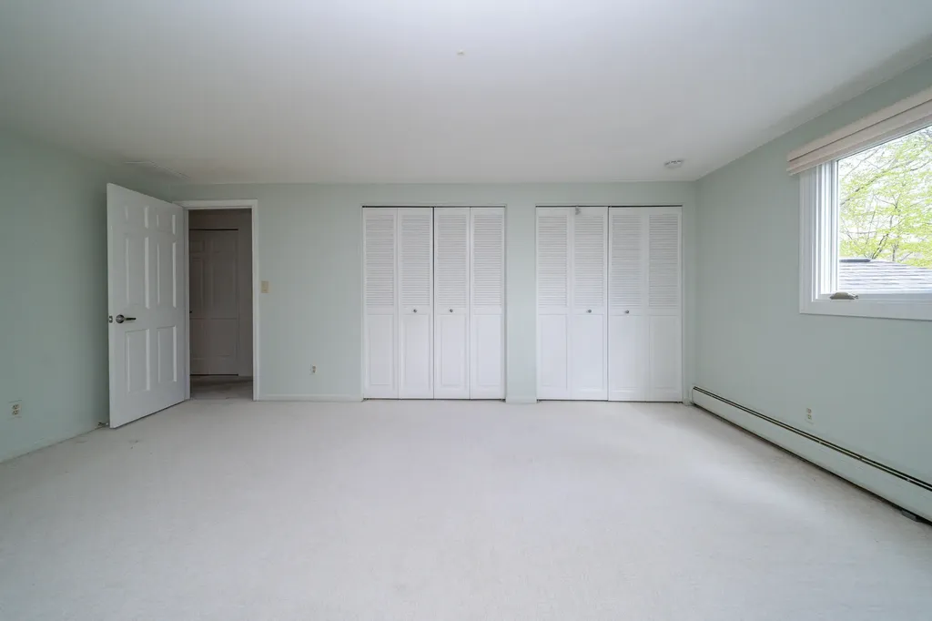 34150 Hunters Row Farmington Hills City MI 48331