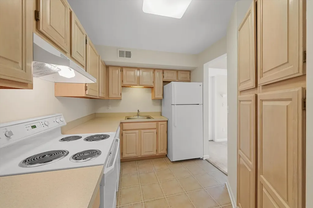 2201 S Huron Parkway Ann Arbor City MI 48104
