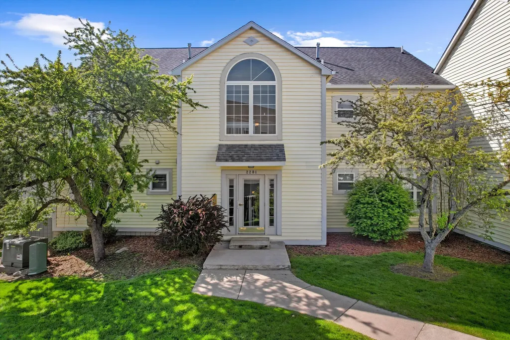2201 S Huron Parkway Ann Arbor City MI 48104
