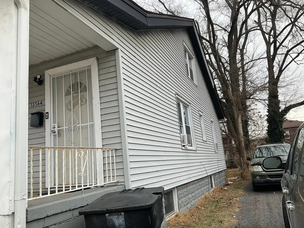 13564 Tuller Street Detroit City MI 48238