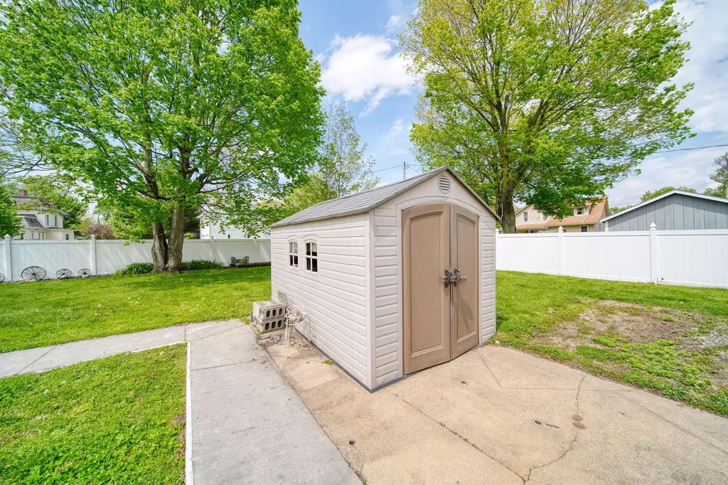 403 E Main Street Morenci City MI 49256