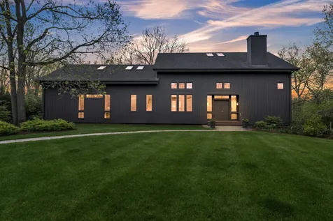 5555 Red Fox Run Superior Charter Township MI 48105