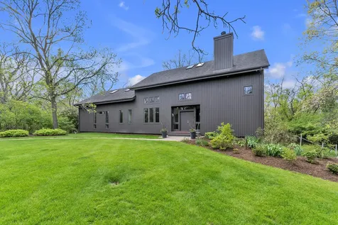 5555 Red Fox Run Superior Charter Township MI 48105