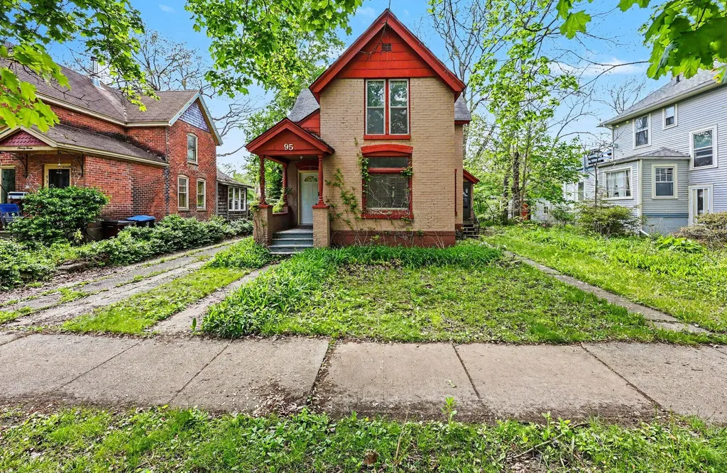 95 Oakwood Street Ypsilanti City MI 48197