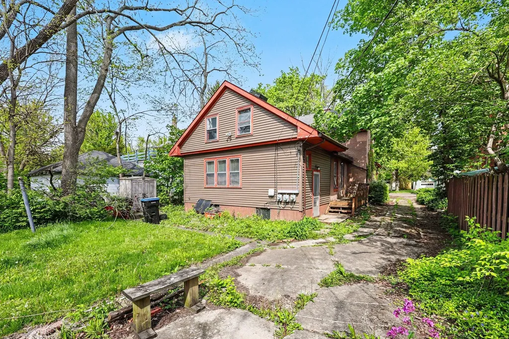 95 Oakwood Street Ypsilanti City MI 48197