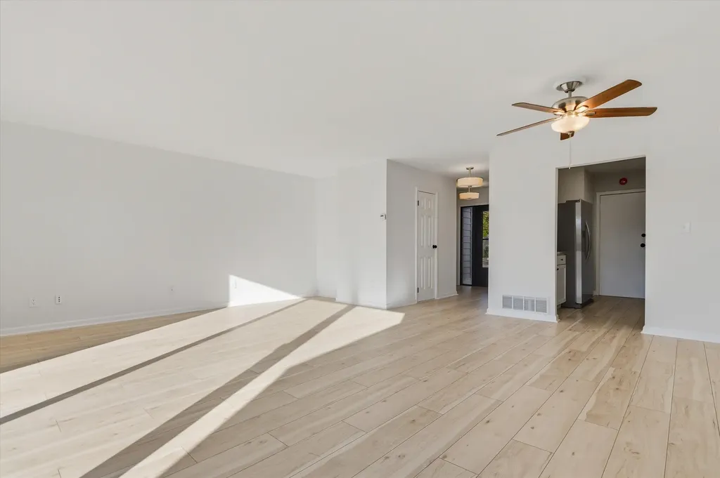 715 Skynob Drive Ann Arbor City MI 48105