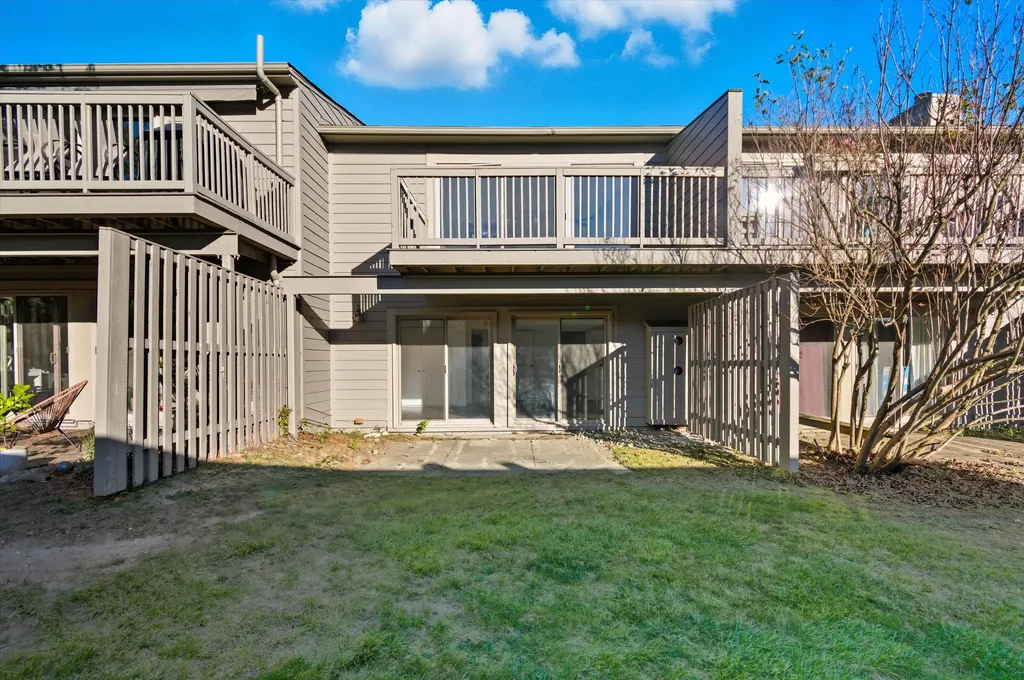 715 Skynob Drive Ann Arbor City MI 48105