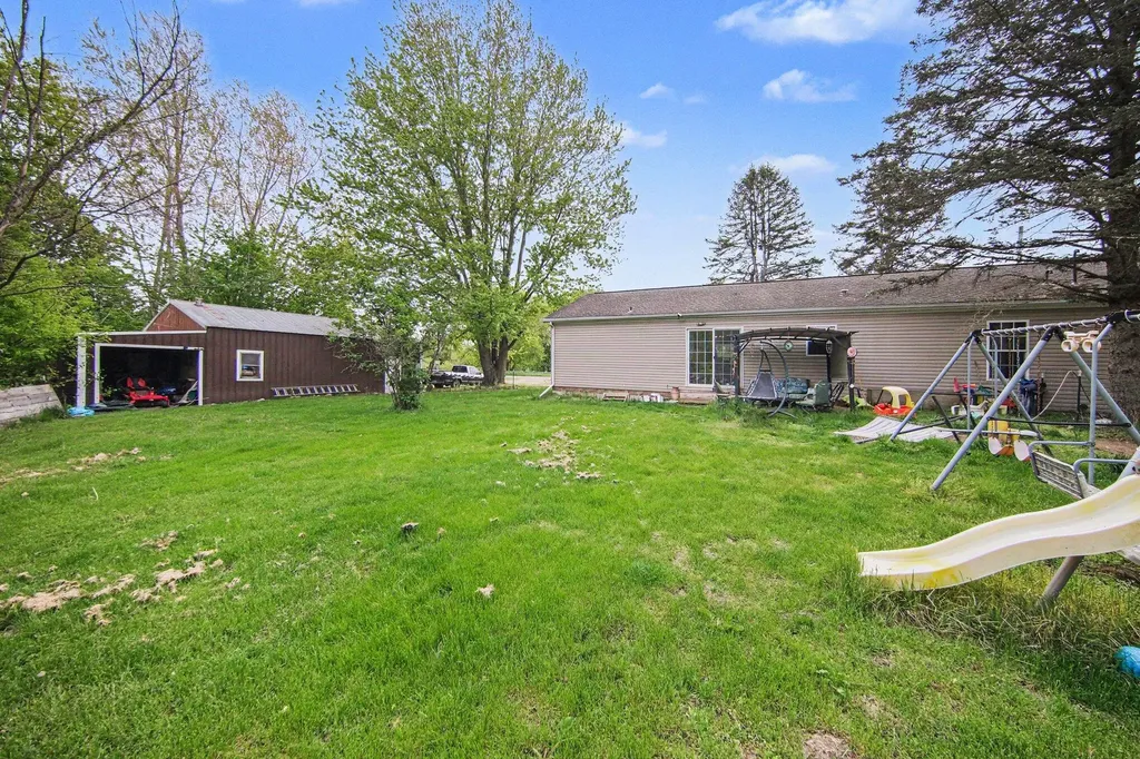 6848 Coon Hill Road Henrietta Township MI 49259