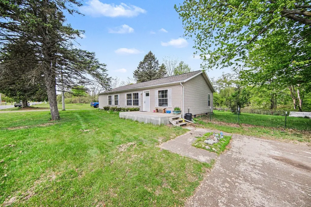 6848 Coon Hill Road Henrietta Township MI 49259
