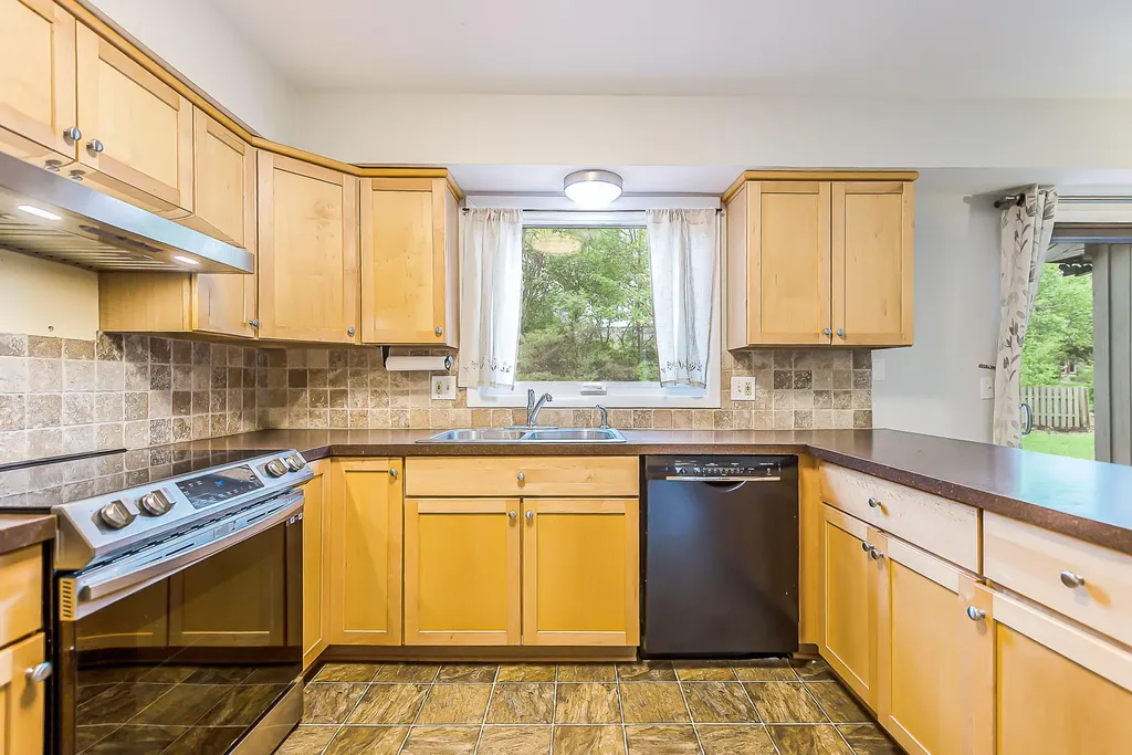 3940 Kipling Drive Ann Arbor City MI 48105