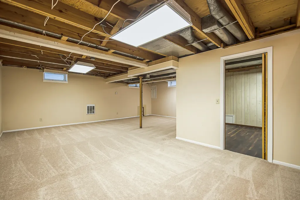 3940 Kipling Drive Ann Arbor City MI 48105