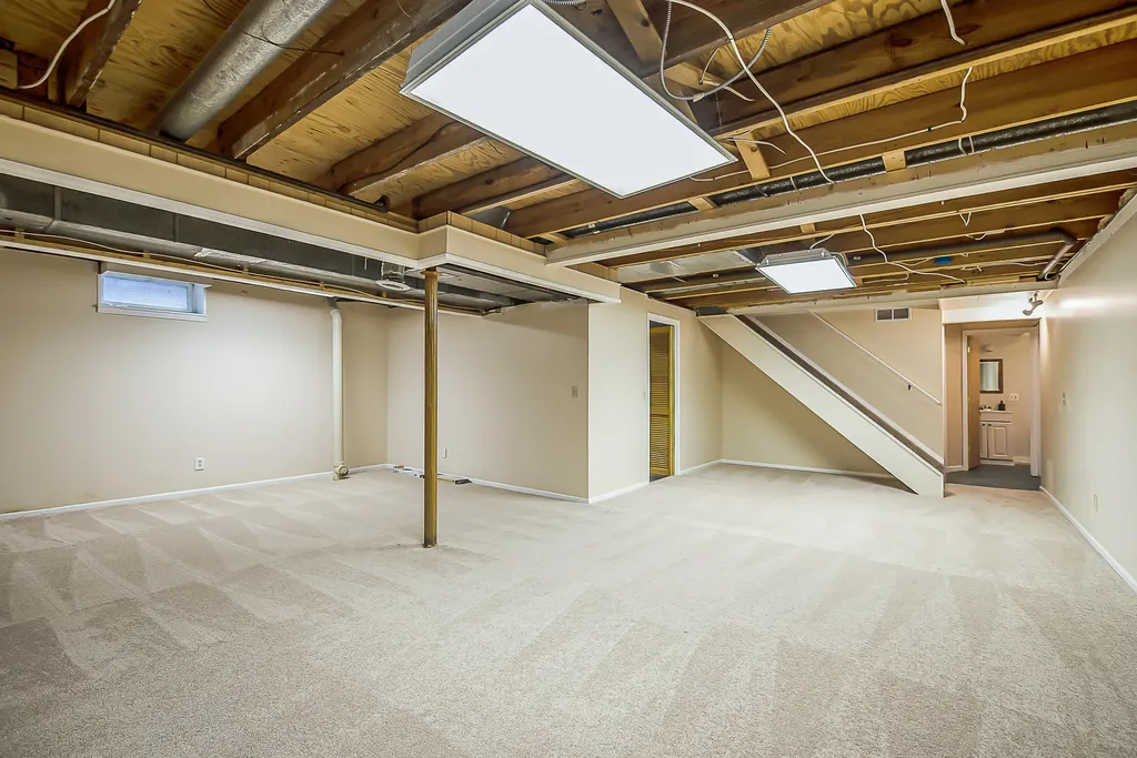 3940 Kipling Drive Ann Arbor City MI 48105