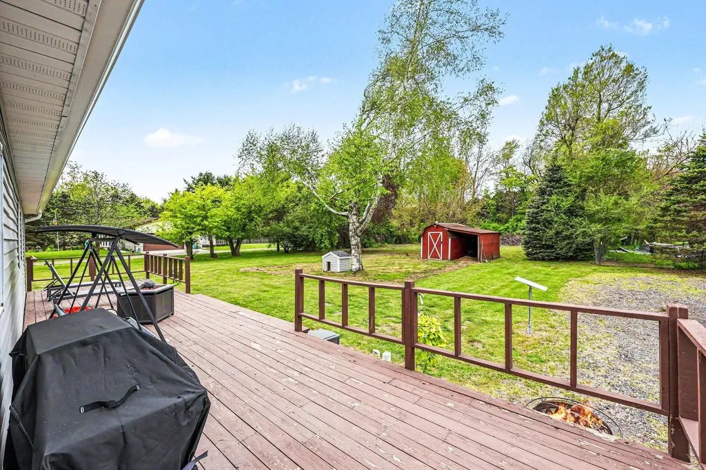 10085 Plank Road London Township MI 48159