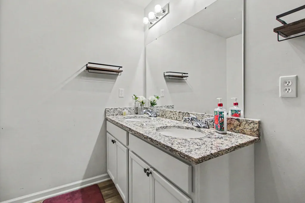 1646 Golfview Drive Superior Charter Township MI 48198