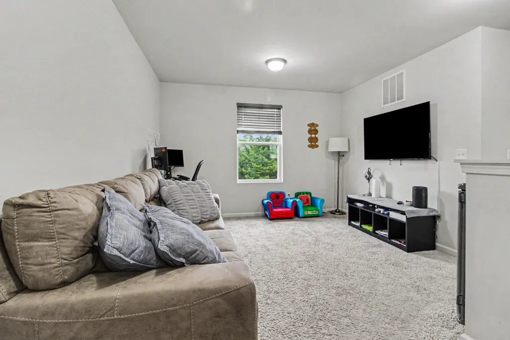 1646 Golfview Drive Superior Charter Township MI 48198