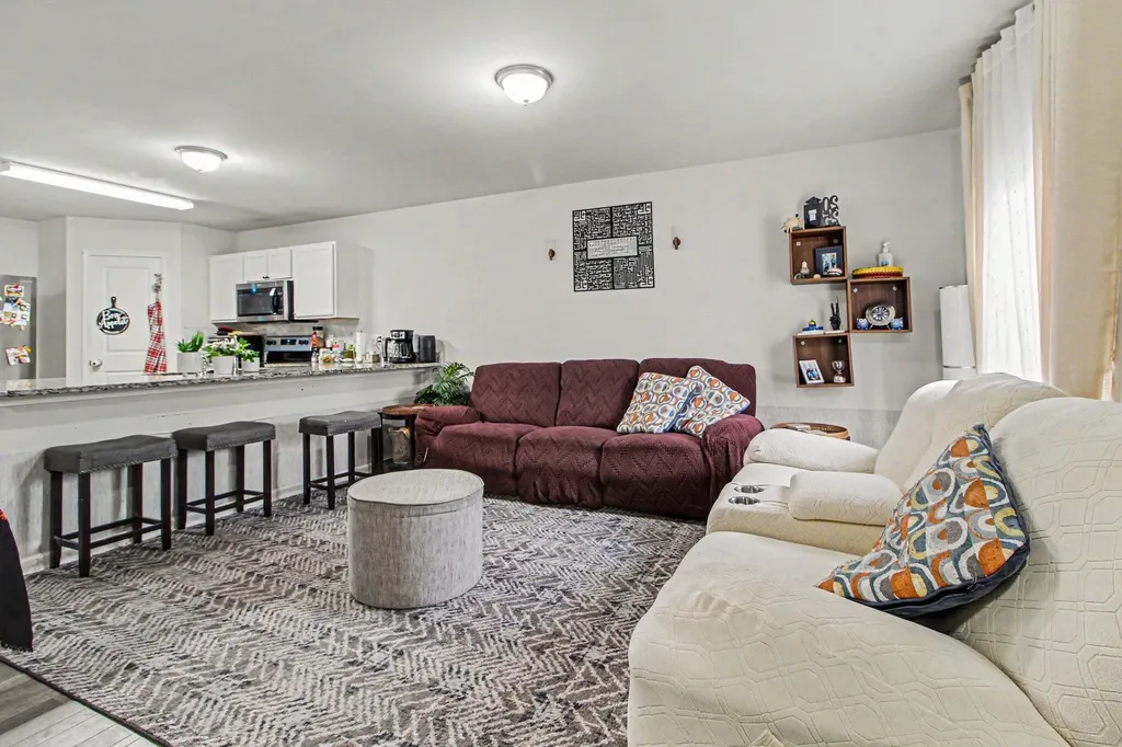 1646 Golfview Drive Superior Charter Township MI 48198