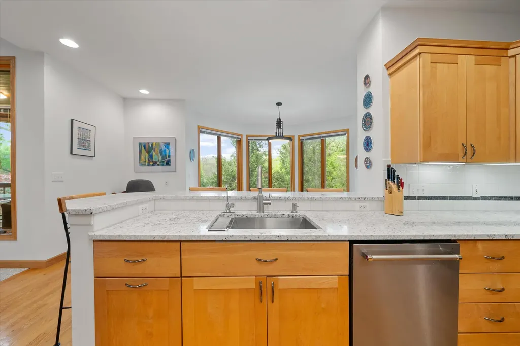 445 Huntington Drive Ann Arbor Charter Township MI 48104
