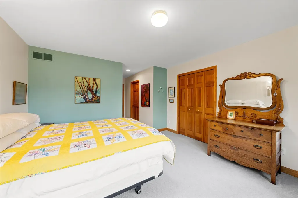 445 Huntington Drive Ann Arbor Charter Township MI 48104