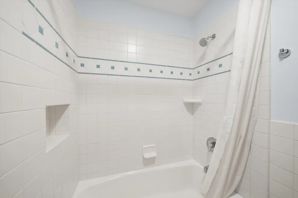 445 Huntington Drive Ann Arbor Charter Township MI 48104