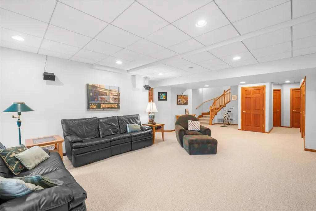 445 Huntington Drive Ann Arbor Charter Township MI 48104
