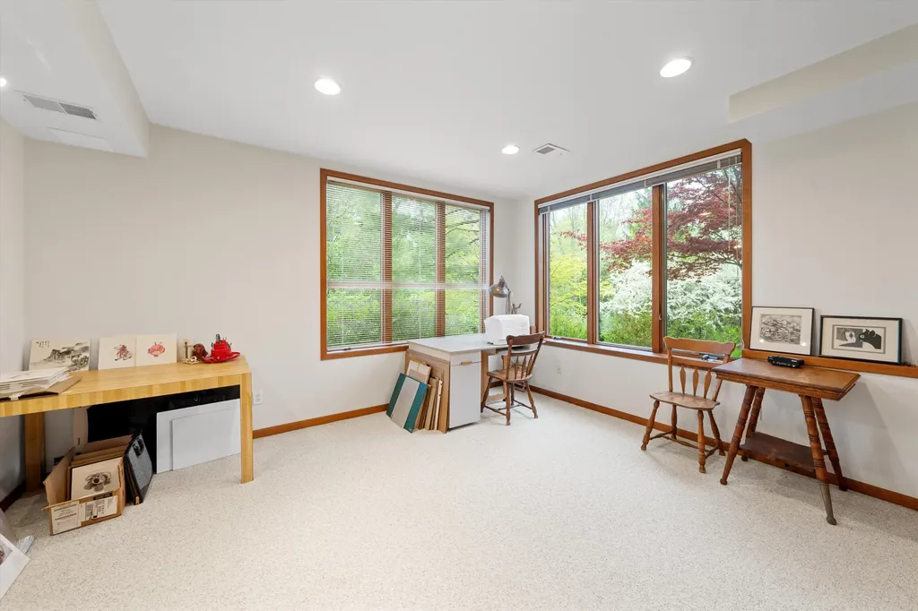 445 Huntington Drive Ann Arbor Charter Township MI 48104