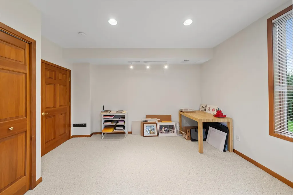 445 Huntington Drive Ann Arbor Charter Township MI 48104