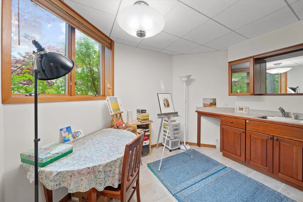445 Huntington Drive Ann Arbor Charter Township MI 48104