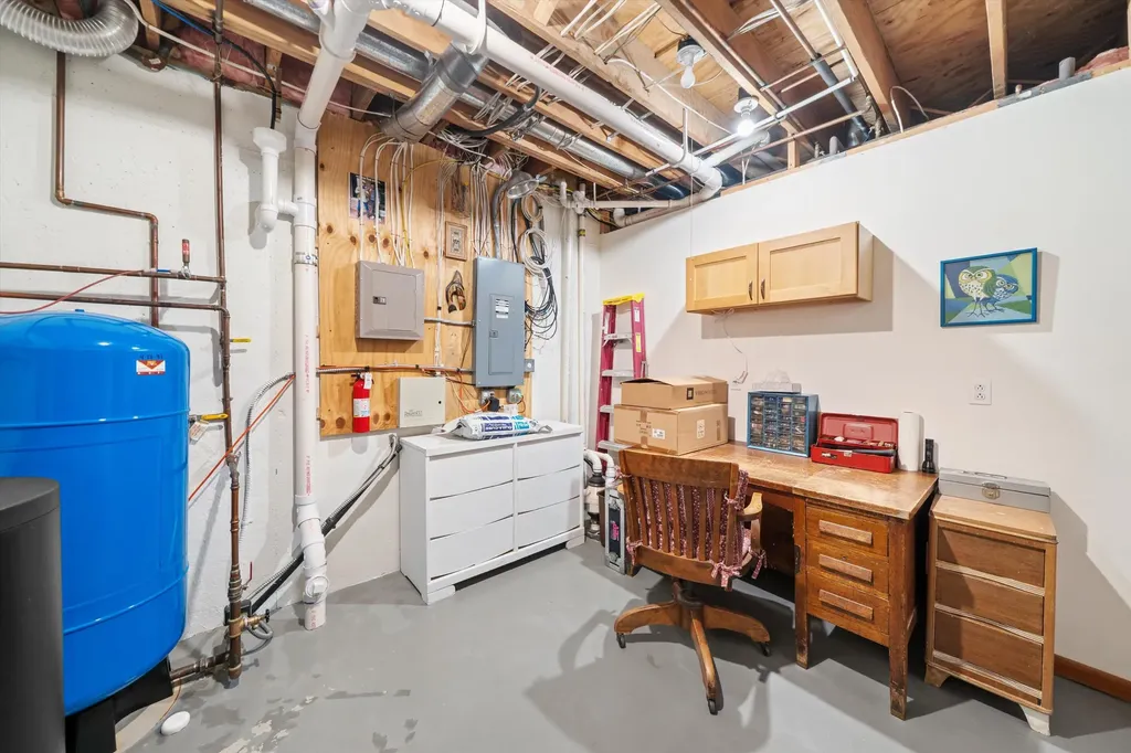 445 Huntington Drive Ann Arbor Charter Township MI 48104