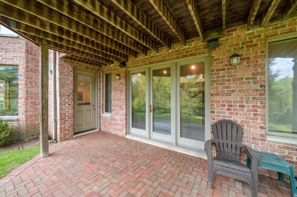 445 Huntington Drive Ann Arbor Charter Township MI 48104