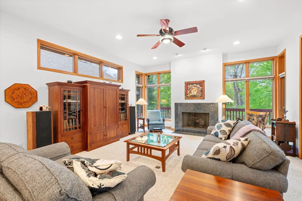 445 Huntington Drive Ann Arbor Charter Township MI 48104