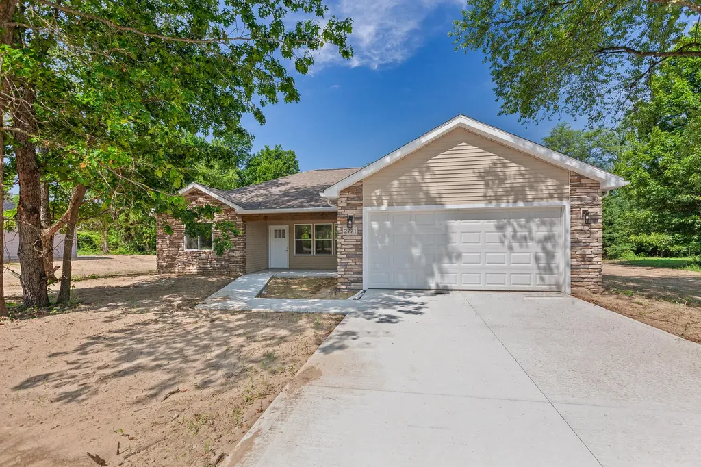 2771 Gady Pines Drive Raisin Township MI 49221