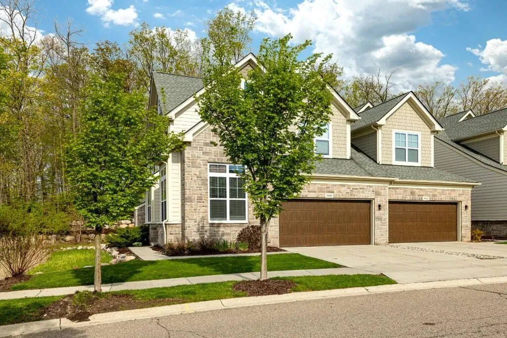 3000 N Spurway Drive Ann Arbor City MI 48105