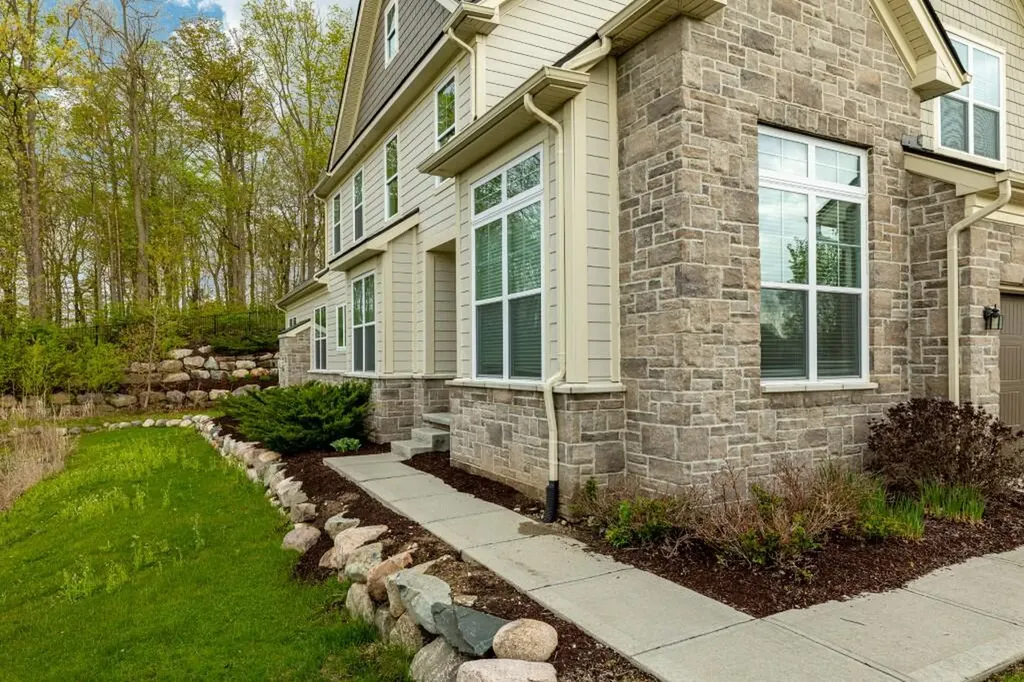 3000 N Spurway Drive Ann Arbor City MI 48105