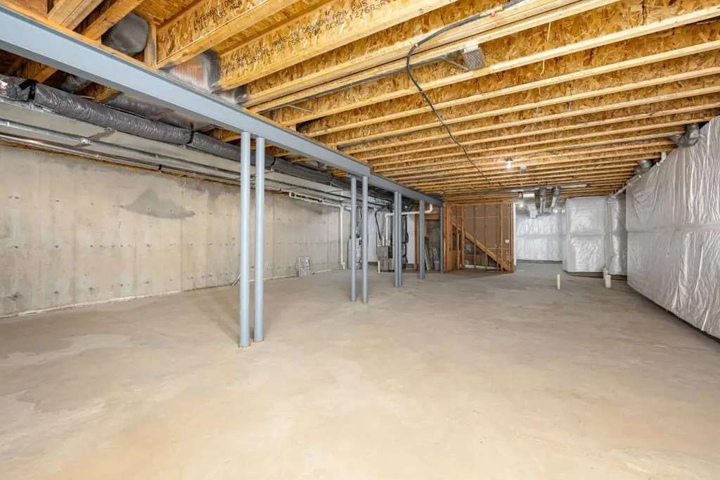 3000 N Spurway Drive Ann Arbor City MI 48105