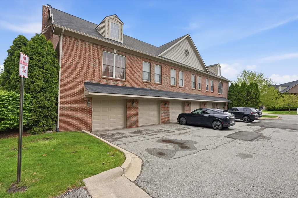 5796 Hampshire Lane Pittsfield Charter Township MI 48197