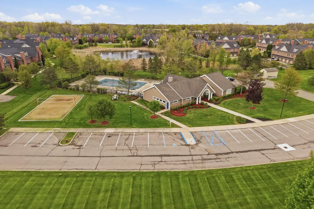 5796 Hampshire Lane Pittsfield Charter Township MI 48197