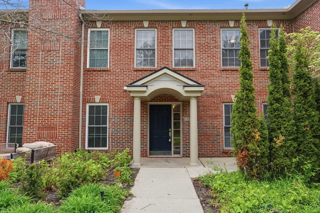 5796 Hampshire Lane Pittsfield Charter Township MI 48197