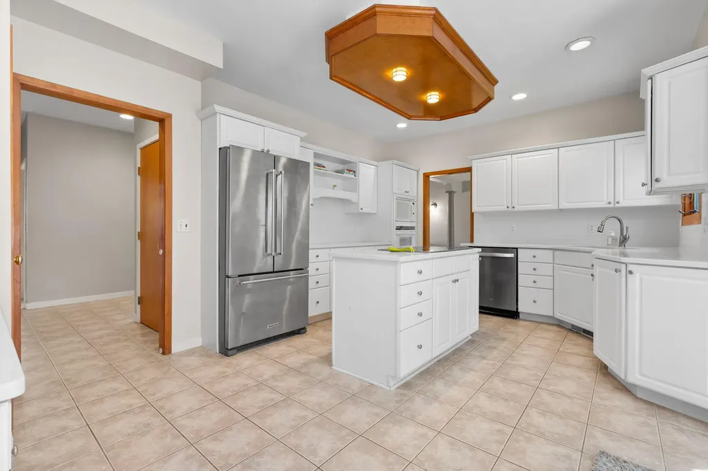 254 Hunters Trail Scio Township MI 48103