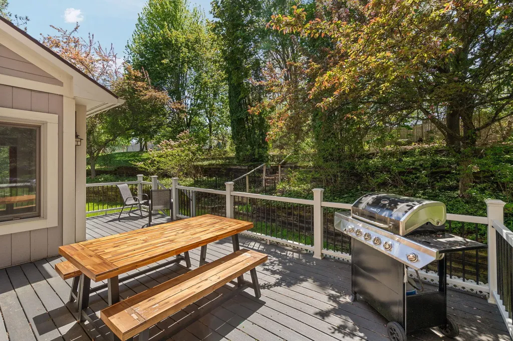 254 Hunters Trail Scio Township MI 48103