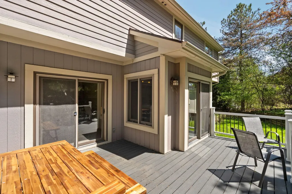 254 Hunters Trail Scio Township MI 48103