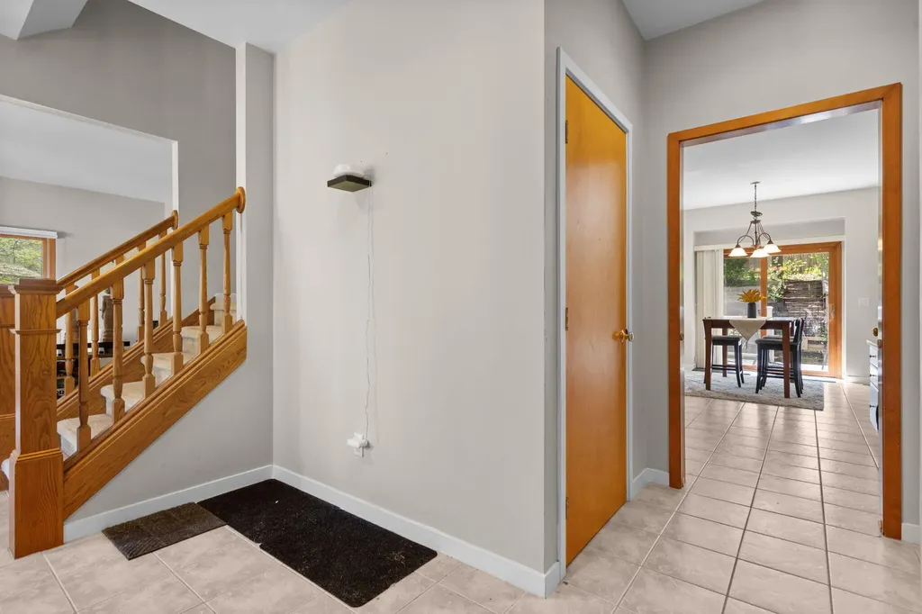 254 Hunters Trail Scio Township MI 48103