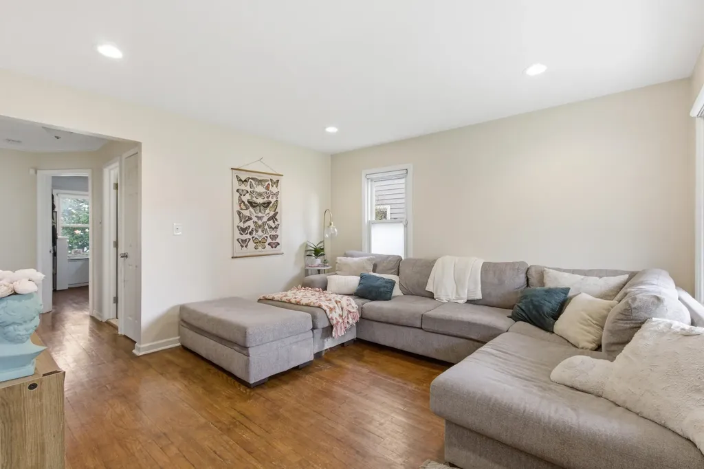 3224 N Wilson Avenue Royal Oak City MI 48073