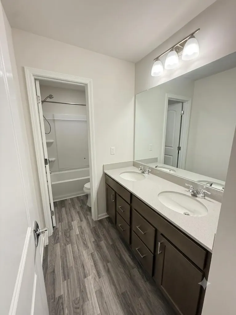 251 Quartz Way White Lake Charter Township MI 48386