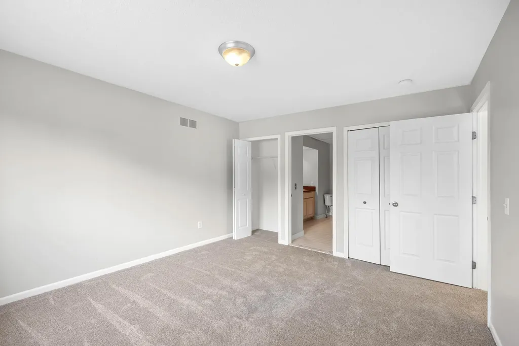 29885 Lacy Drive Westland City MI 48186
