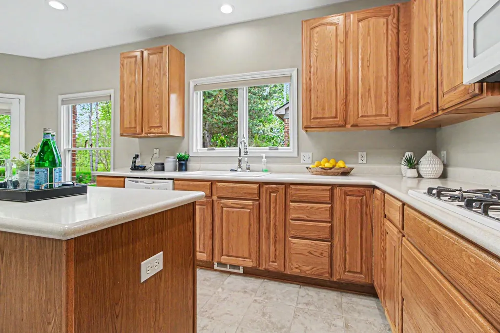 5290 Pinnacle Court Pittsfield Charter Township MI 48108