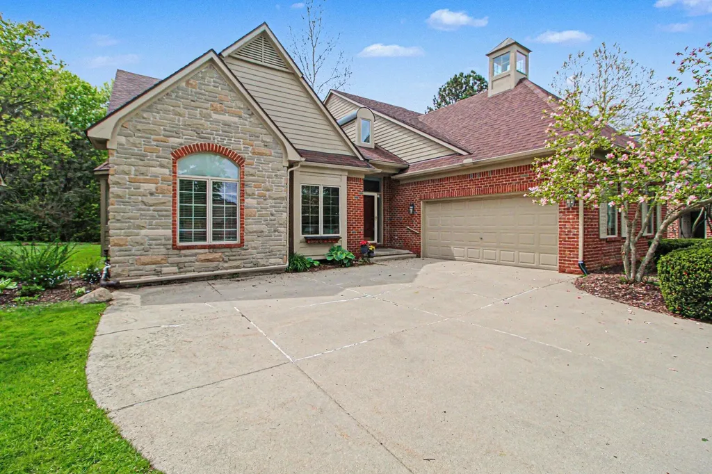 5290 Pinnacle Court Pittsfield Charter Township MI 48108