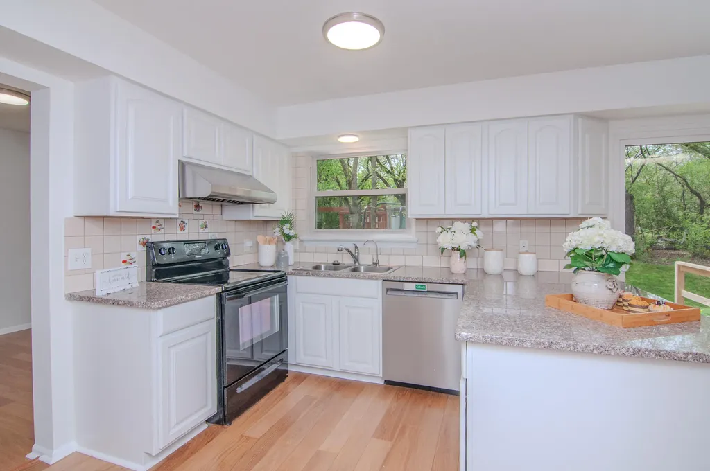 3044 Turnberry Lane Ann Arbor City MI 48108