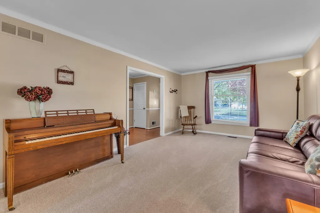 11201 Academy Court Plymouth Charter Township MI 48170