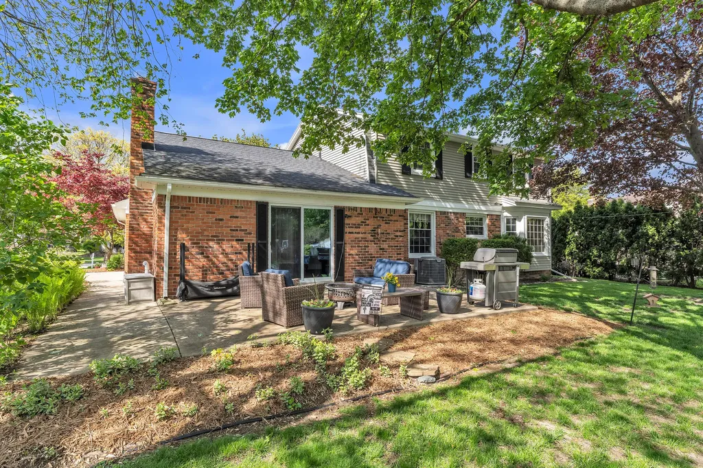 11201 Academy Court Plymouth Charter Township MI 48170