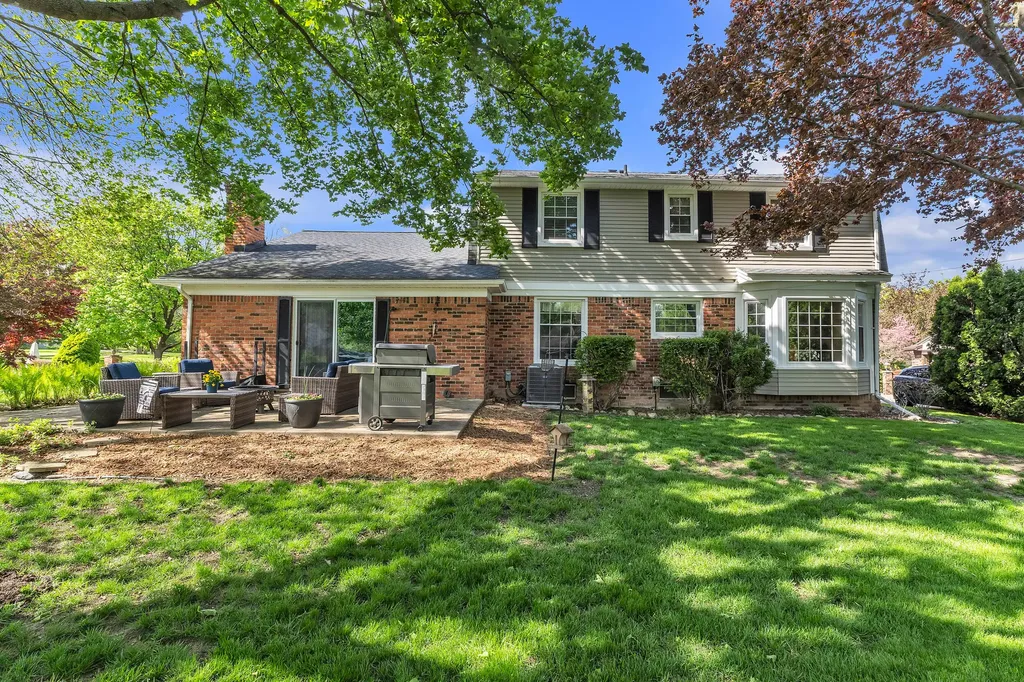 11201 Academy Court Plymouth Charter Township MI 48170